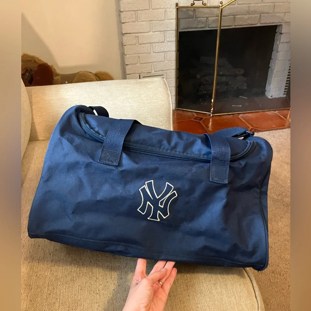 New York Yankees duffle bag